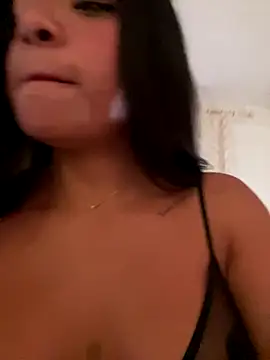 Bellafr online show from 10-28-25, 10:45