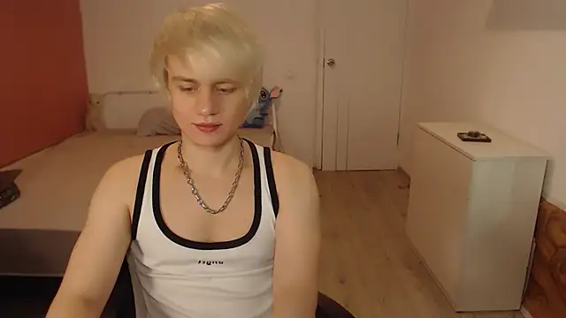 Oliver sweet  online show from 02-16-26, 01:24