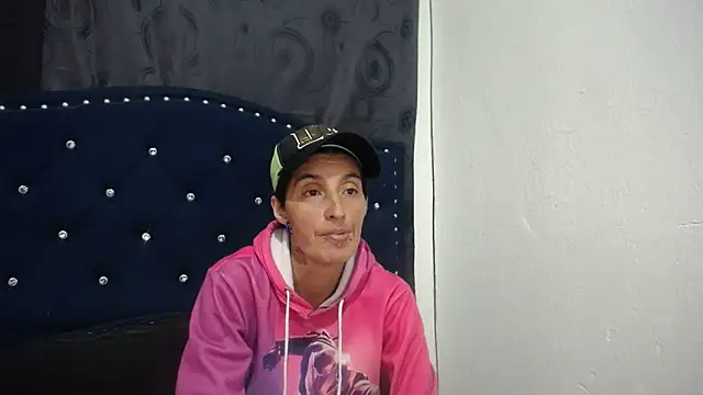 Snapshot of anyu1306 chatting on 02-05-25, 03:55 anyu1306 online show from 02-05-25, 03:55