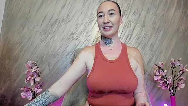 Rayanablackandwhite online show from 07-09-26, 10:30