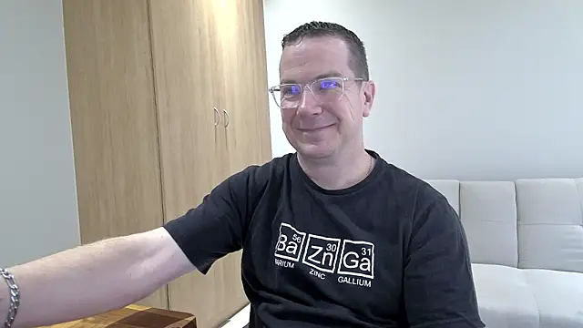 BrettJ81 online show from 11-16-25, 12:55