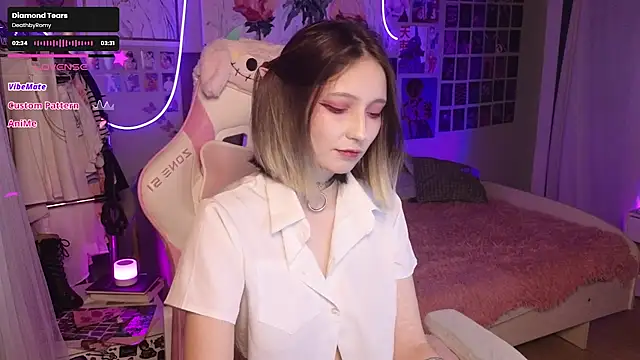 Evie Ro online show from 10-11-25, 02:55