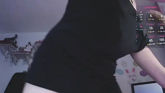 Eve Blue77 online show from 04-05-26, 06:32