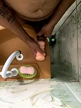 Snapshot of gui6789b chatting on 09-19-25, 02:13 gui6789b online show from 09-19-25, 02:13