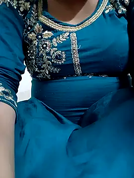 Snapshot of 09punjabi chatting on 03-09-25, 01:48 09punjabi online show from 03-09-25, 01:48