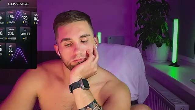 Sweeet  boy online show from 10-24-25, 12:52