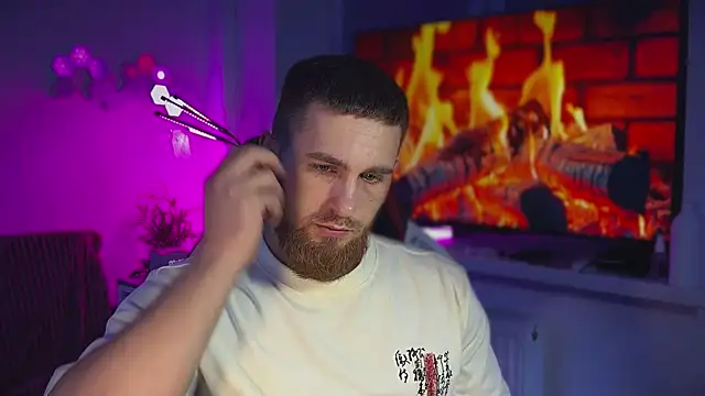 Sweeet  boy online show from 02-11-26, 09:09