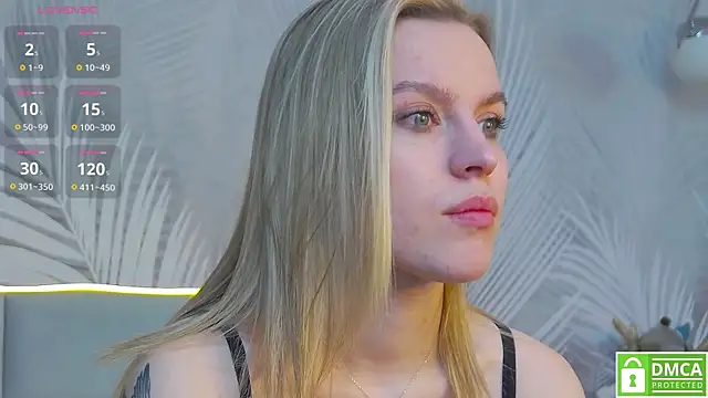 Snapshot of AmaliaBell chatting on 12-29-24, 05:01 AmaliaBell online show from 12-29-24, 05:01