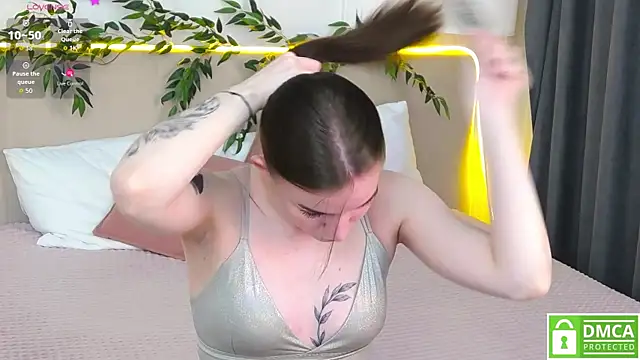 Snapshot of AmaliaBell chatting on 10-25-25, 01:07 AmaliaBell online show from 10-25-25, 01:07