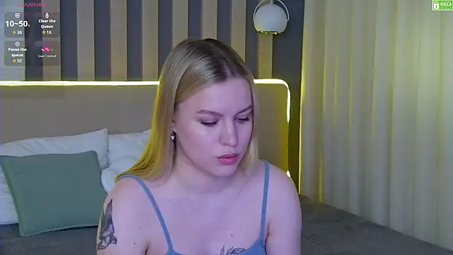 Snapshot of AmaliaBell chatting on 06-05-26, 01:39 AmaliaBell online show from 06-05-26, 01:39