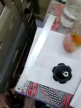 u wan me online show from 02-28-25, 01:37