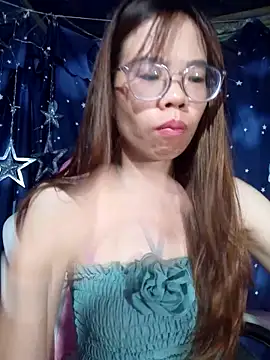   Mai-love19   online show from 05-08-26, 11:10
