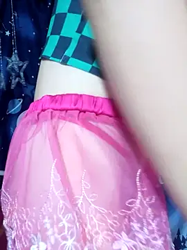   Mai-love19   online show from 05-10-26, 01:22