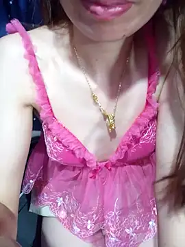   Mai-love19   online show from 05-10-26, 01:27
