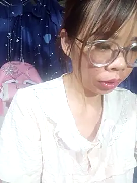   Mai-love19   online show from 07-08-26, 01:15