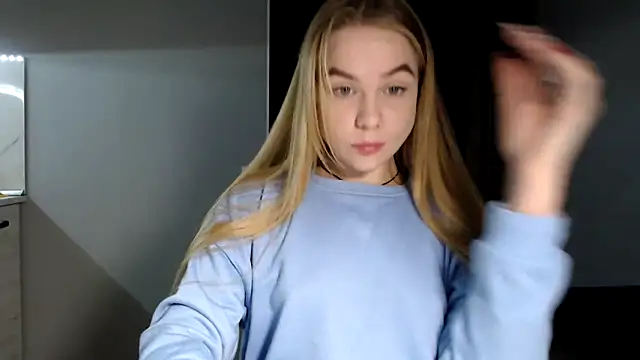 Snapshot of Sunbeam_ chatting on 12-06-24, 10:19 Sunbeam online show from 12-06-24, 10:19