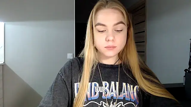 Snapshot of Sunbeam_ chatting on 01-27-25, 07:24 Sunbeam online show from 01-27-25, 07:24