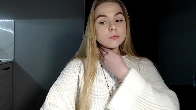 Snapshot of Sunbeam_ chatting on 02-09-25, 09:39 Sunbeam online show from 02-09-25, 09:39