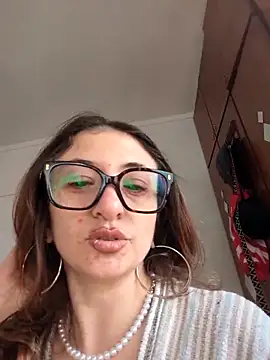 Snapshot of xgabyenlalunax chatting on 02-22-25, 04:09 xgabyenlalunax online show from 02-22-25, 04:09