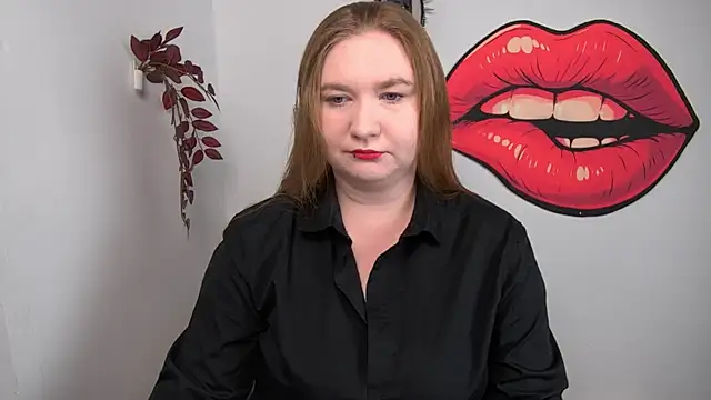Snapshot of LaraDream chatting on 04-30-26, 02:12 LaraDream online show from 04-30-26, 02:12