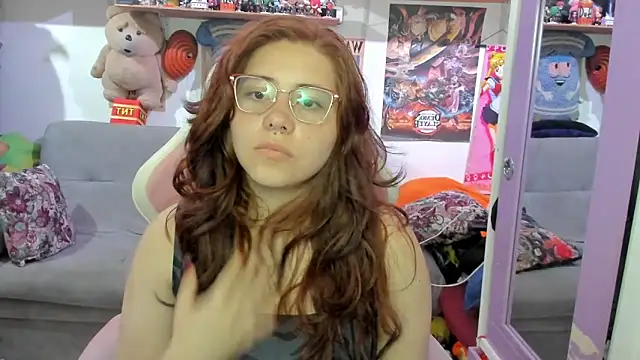 Snapshot of soficammy chatting on 04-28-26, 02:27 soficammy online show from 04-28-26, 02:27