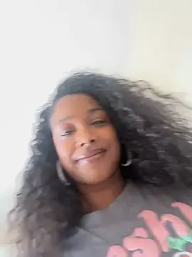 Snapshot of mismialove chatting on 06-15-26, 09:17 mismialove online show from 06-15-26, 09:17