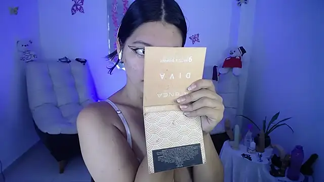 Snapshot of susan_smith18 chatting on 01-15-25, 01:41 susan smith18 online show from 01-15-25, 01:41