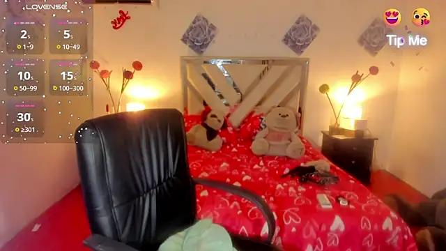 Miagrace online show from 11-28-25, 09:50