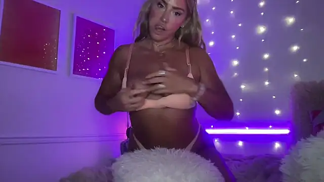 Fitnessbabe69 online show from 07-09-26, 09:35