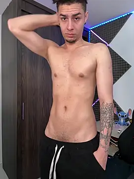 bigryann23 online show from 04-22-26, 02:07