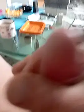 Snapshot of Affenarsch81 chatting on 01-29-25, 09:23 Affenarsch81 online show from 01-29-25, 09:23