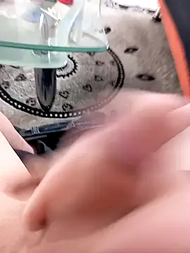 Snapshot of Affenarsch81 chatting on 02-01-25, 10:59 Affenarsch81 online show from 02-01-25, 10:59