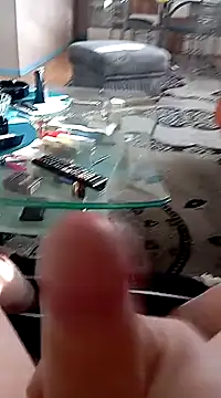 Snapshot of Affenarsch81 chatting on 02-20-25, 10:05 Affenarsch81 online show from 02-20-25, 10:05